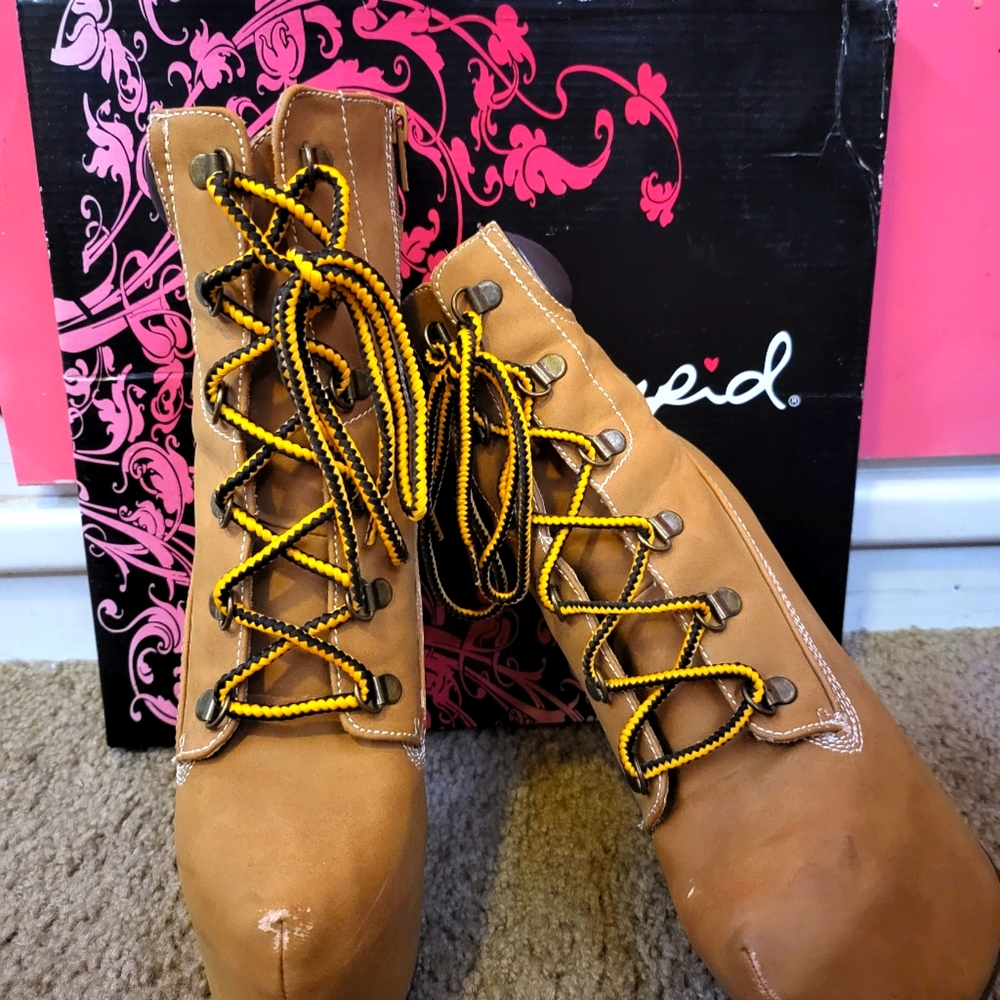 Pratt boots